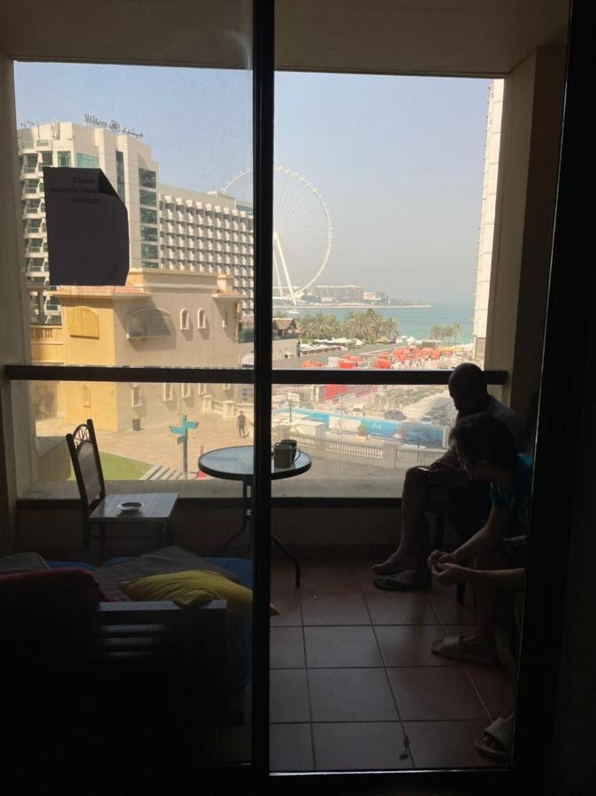 Dxb Backpackers Vandrerhjem Dubai Eksteriør bilde